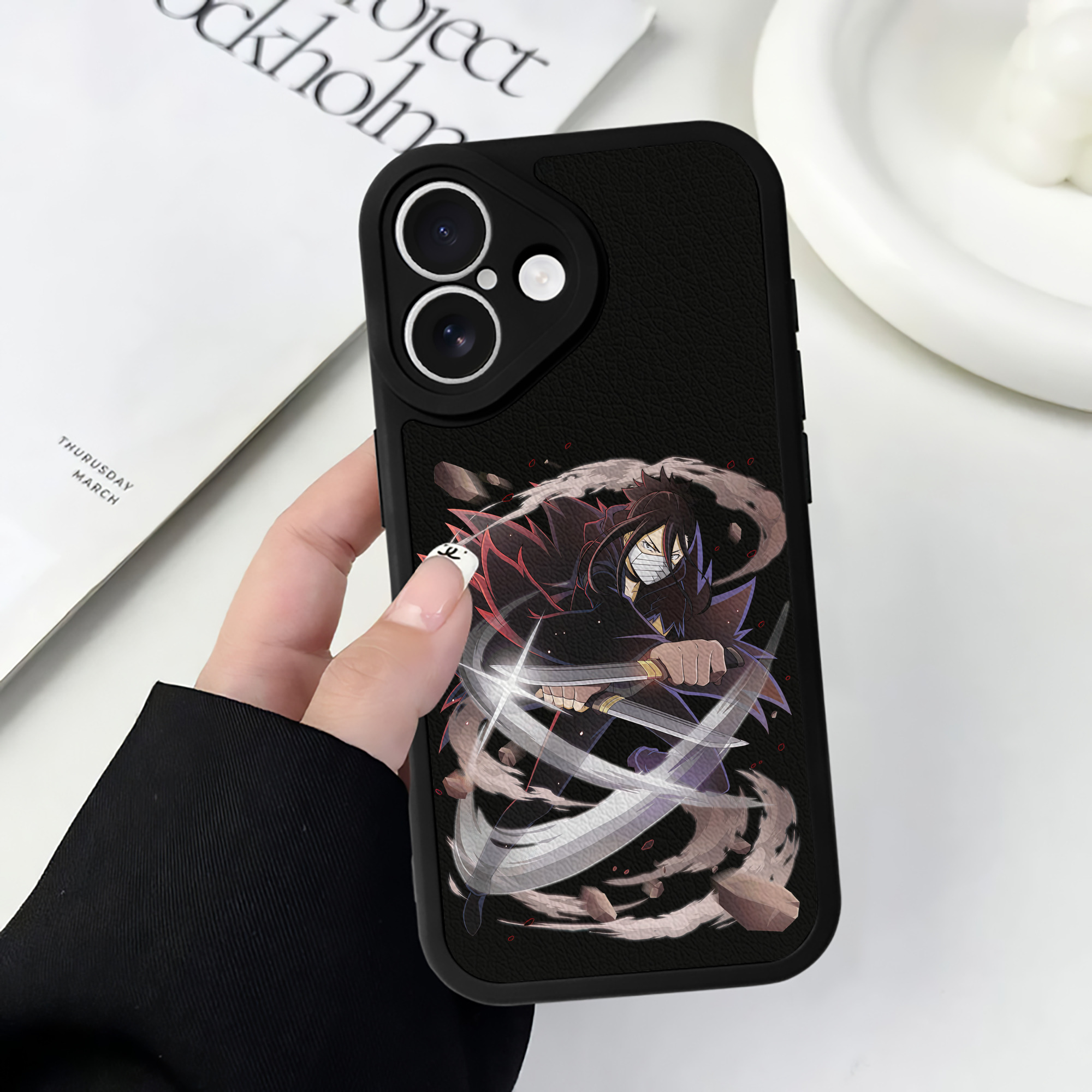 （画像用） 文豪ストレイドッグス Bungo Stray Dogs 【iPhone 16シリーズ対応】シリコンスマホケース（レザー調） 材質：シリコン